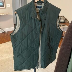 Men’s green quilted vest size Medium men’s